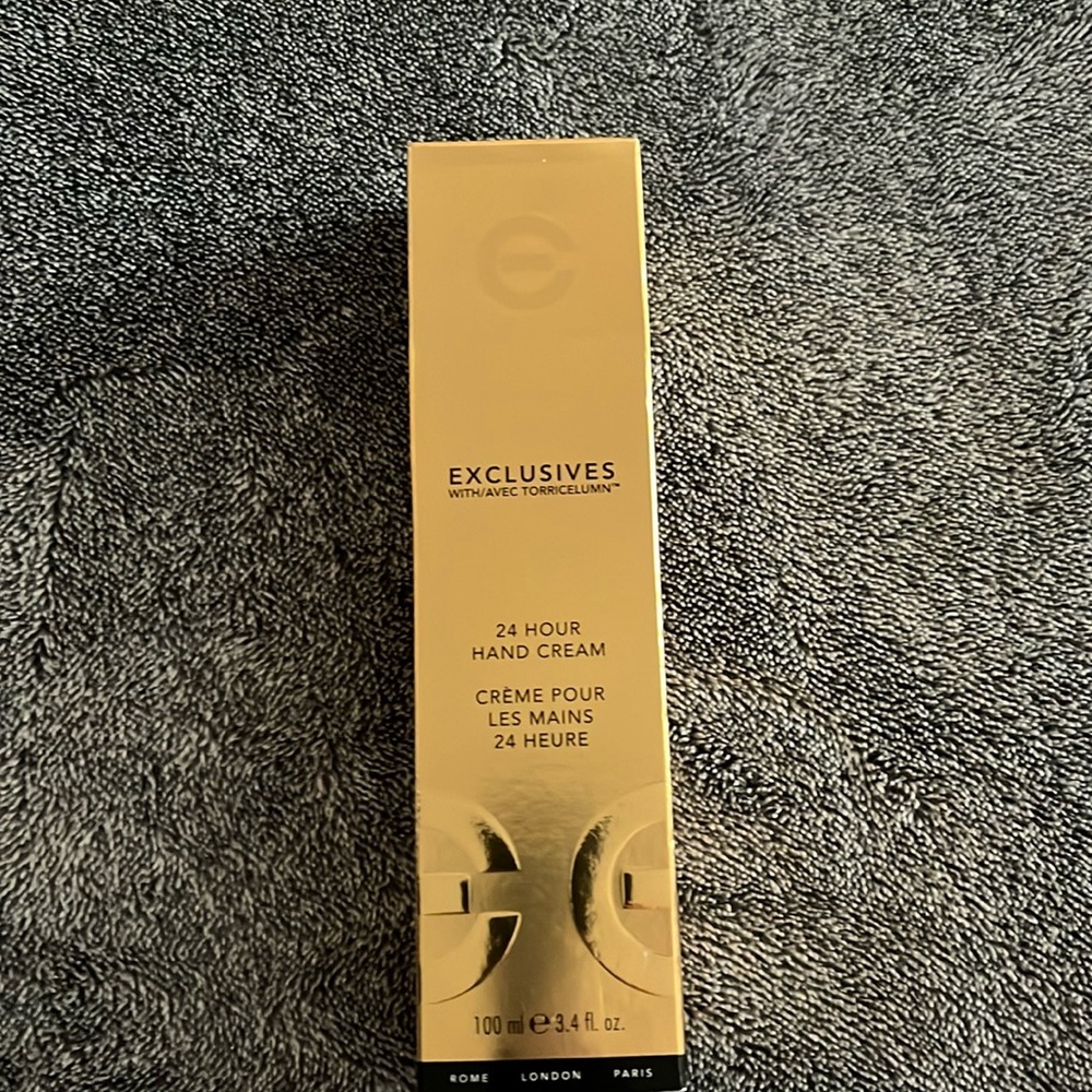 Elizabeth Grant 24 hour hand cream